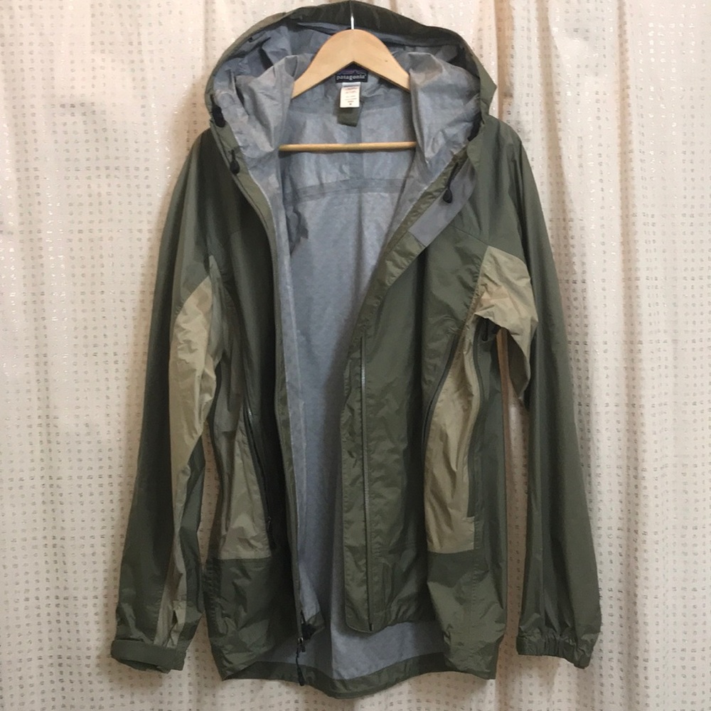 Olive Green Men’s Raincoat